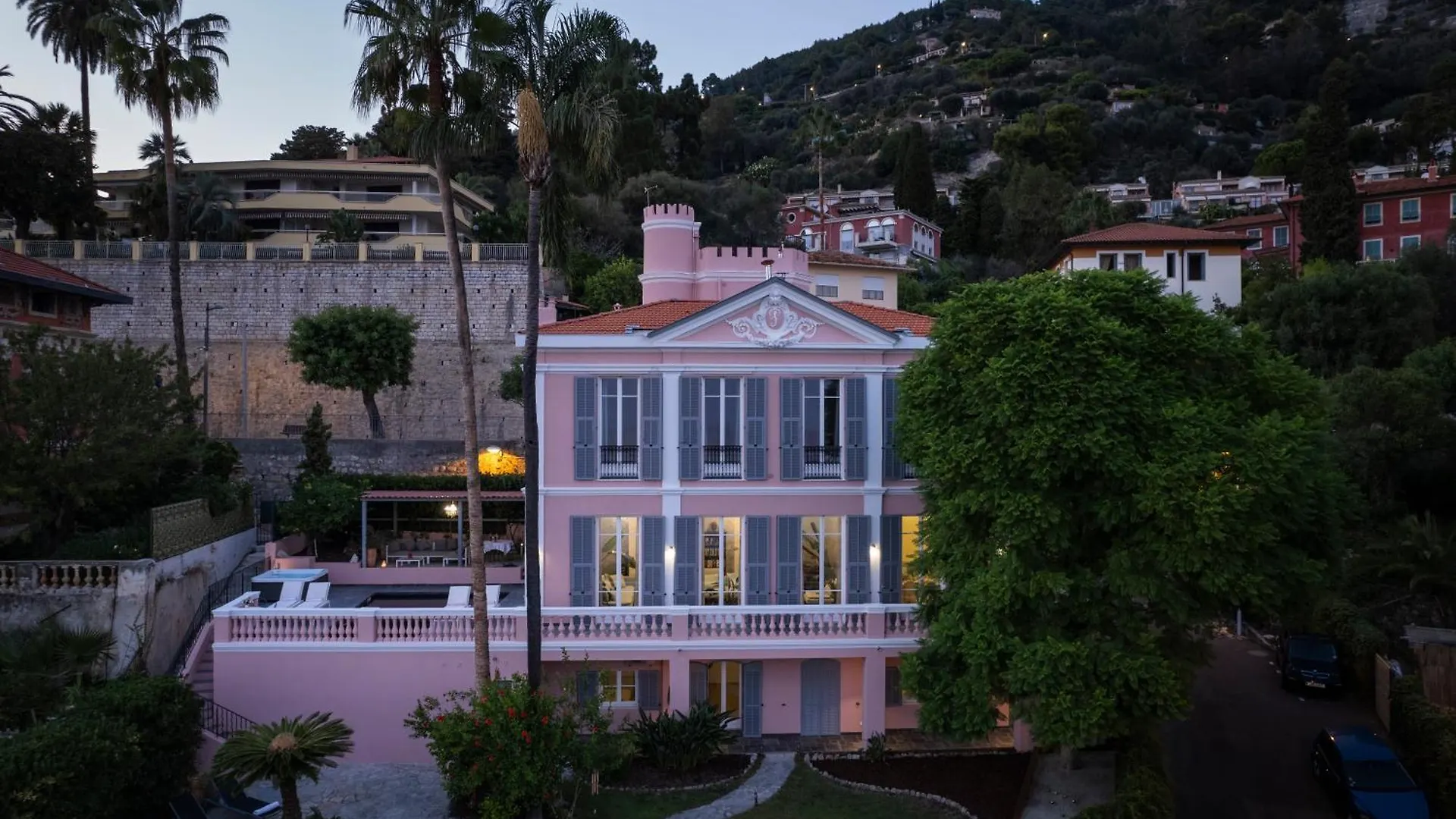 Villa Fantaisie Menton 0*,