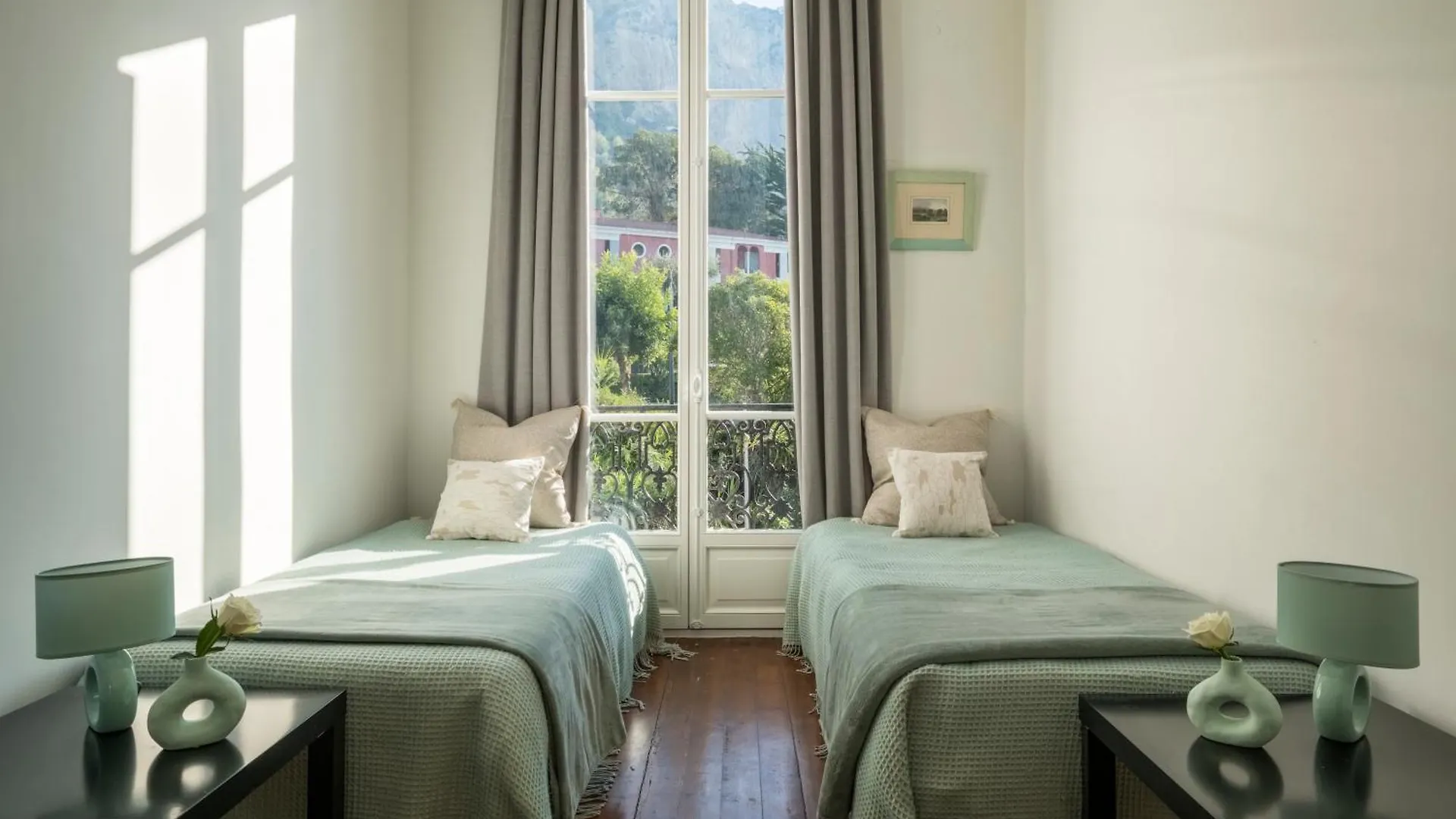 Villa Fantaisie Menton 0*,